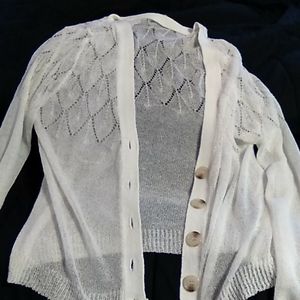 Unworn cream cropped cut out carden